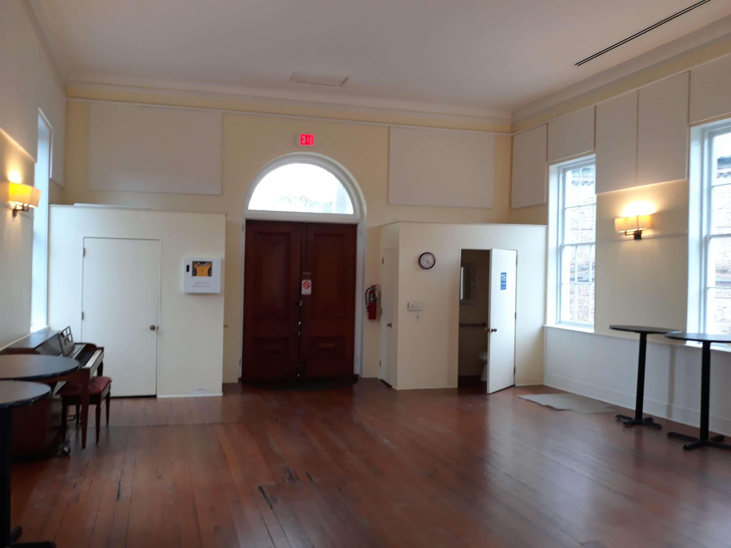 At Circular Congregational Church, acoustic fabric wrapped panels reduce echo in the meeting hall.