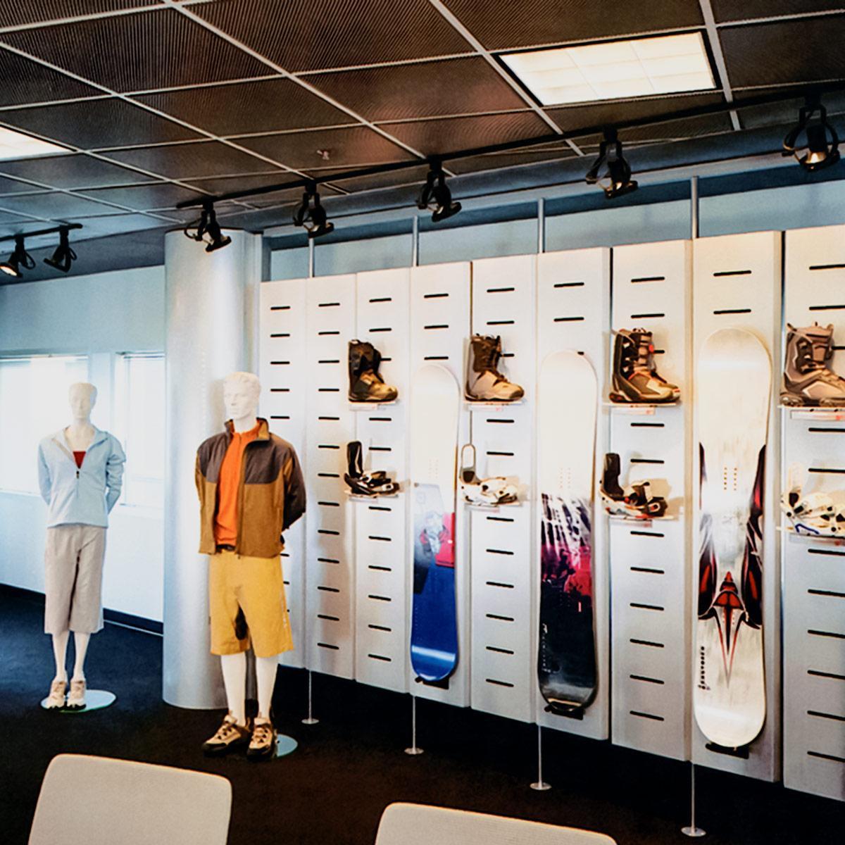 Meeting/ training room using Sonex®  Squareline ceiling tiles backed with Sonex® acoustic foam by Pinta Acoustic, Inc.