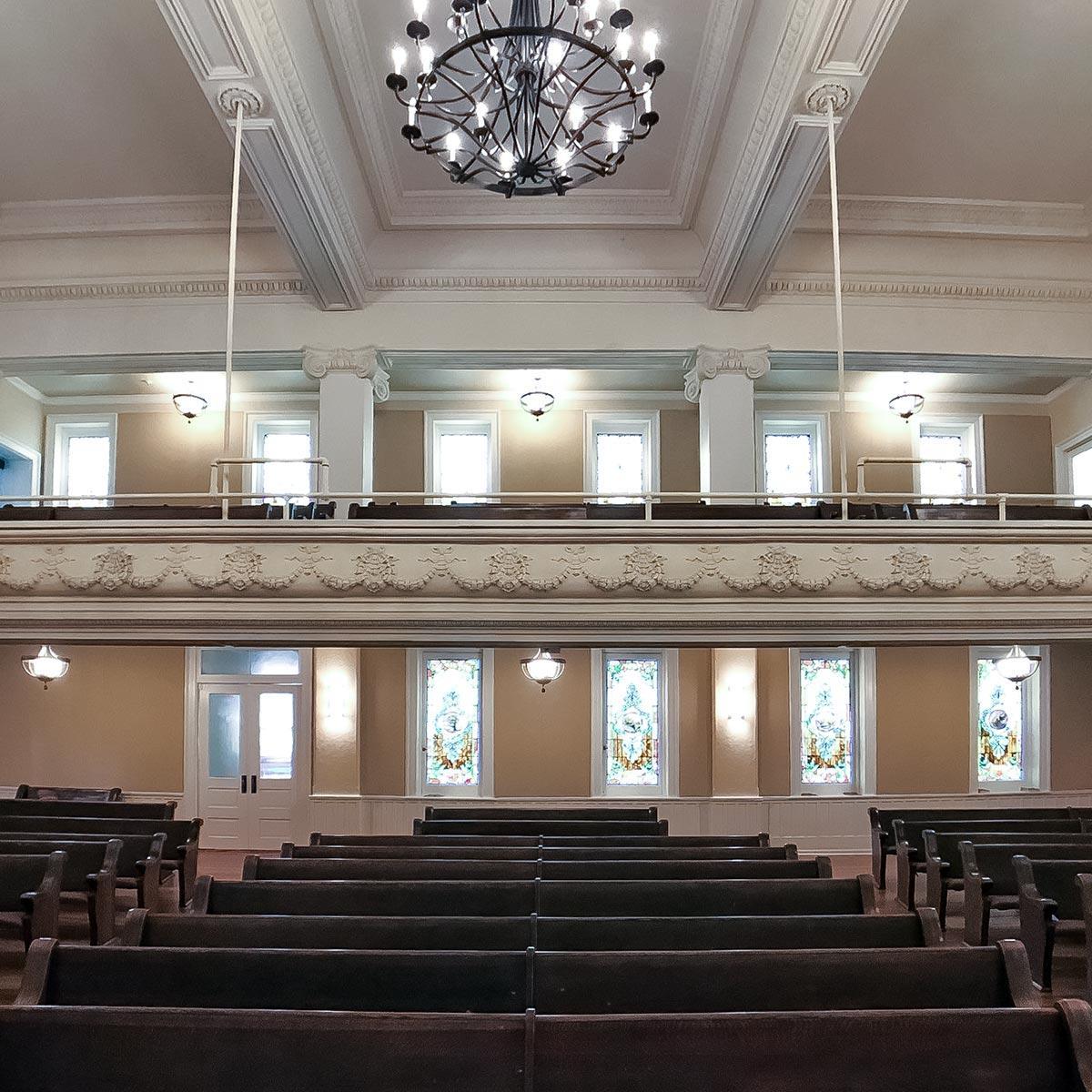 The AlphaSorb® Acoustic Panels  along the back wall Centenary United Methodist Church blend in with the decor and prevent sound from echoing around the sanctuary.