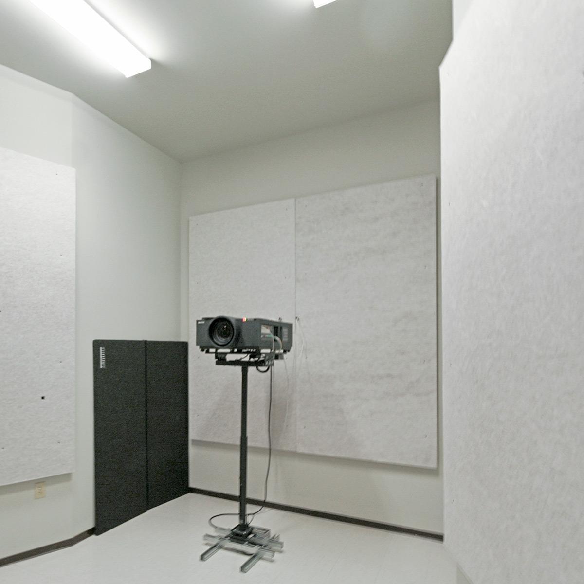 PolyPhon™ panels used to line speaker chamber to reduce reverberation.