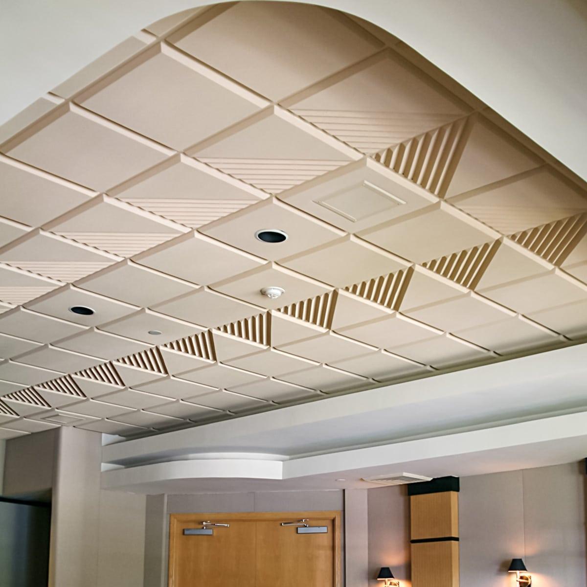 The Fountains Country Club – Sonex® Contour ceiling tiles by Pinta Acoustic, Inc. used in standard grid system to reduce noise levels in dining/meeting room.