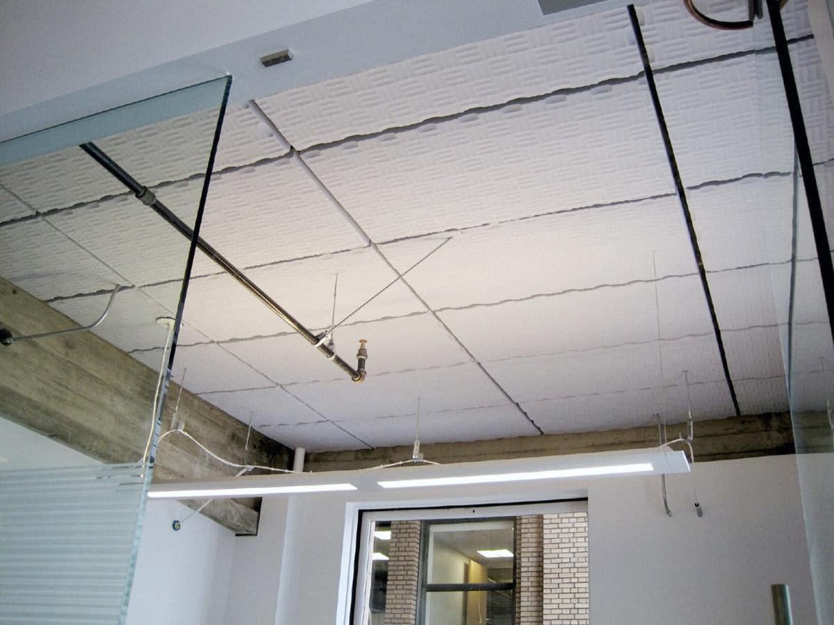 Sonex® Valueline Acoustical foam direct mounted to a concrete ceiling to improve this office’s acoustical environment.