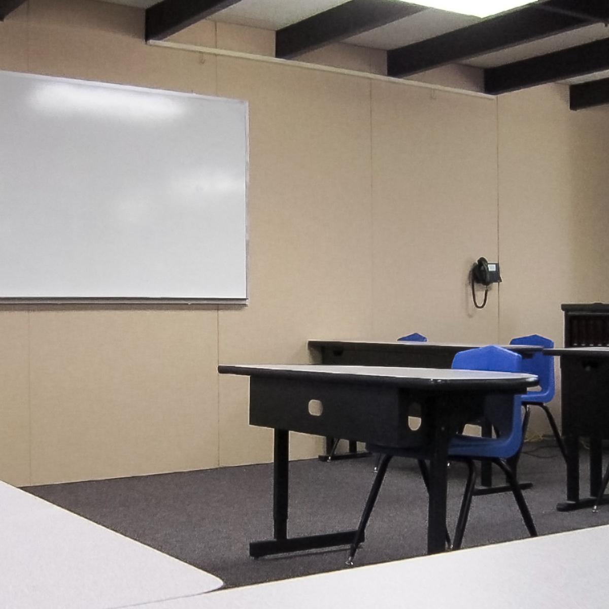 St Christopher’s School using AlphaSorb® Barrier Wall Panels to reduce ambient noise in room and block sound transmission in this classroom.