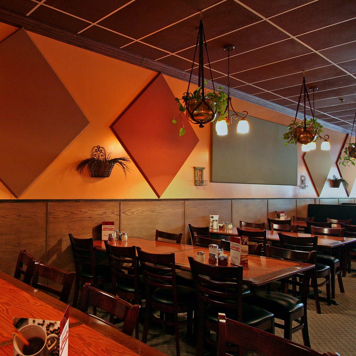 Giovanni's Restaurant - Acoustical Solutions