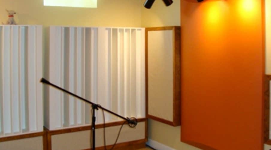 Michigan Home Studio utilizing sound diffusers in a home studio.