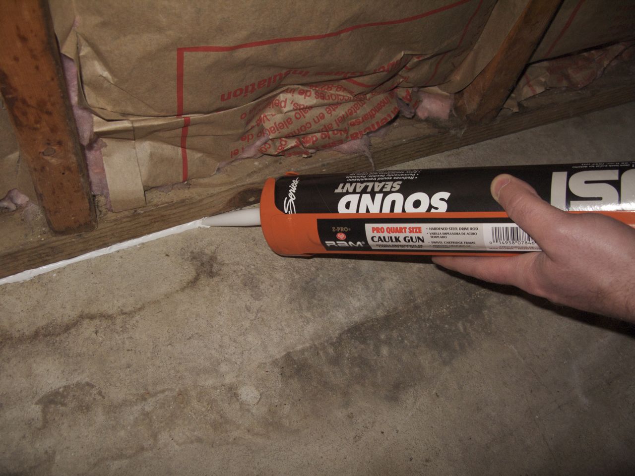 Acoustic Caulk How to Prevent Sound Leakage